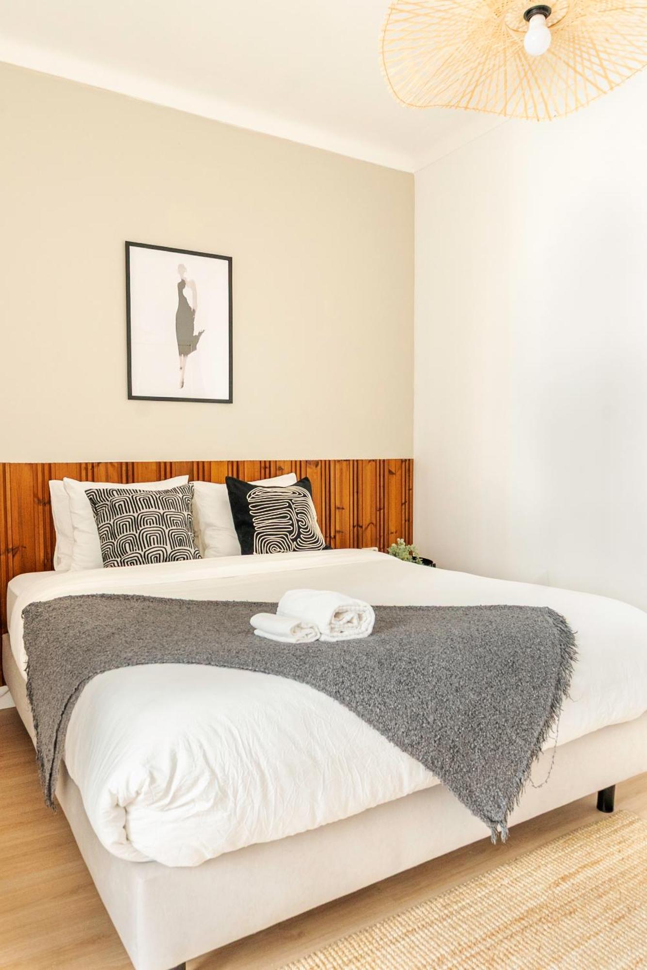 Soar Home I Urban Nest - Near Airport & Green Park Lissabon Buitenkant foto